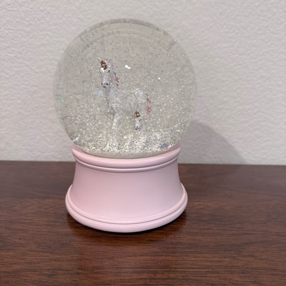 White Unicorn Friends Musical Snow Globe with Pink Base - Picture 3 of 5